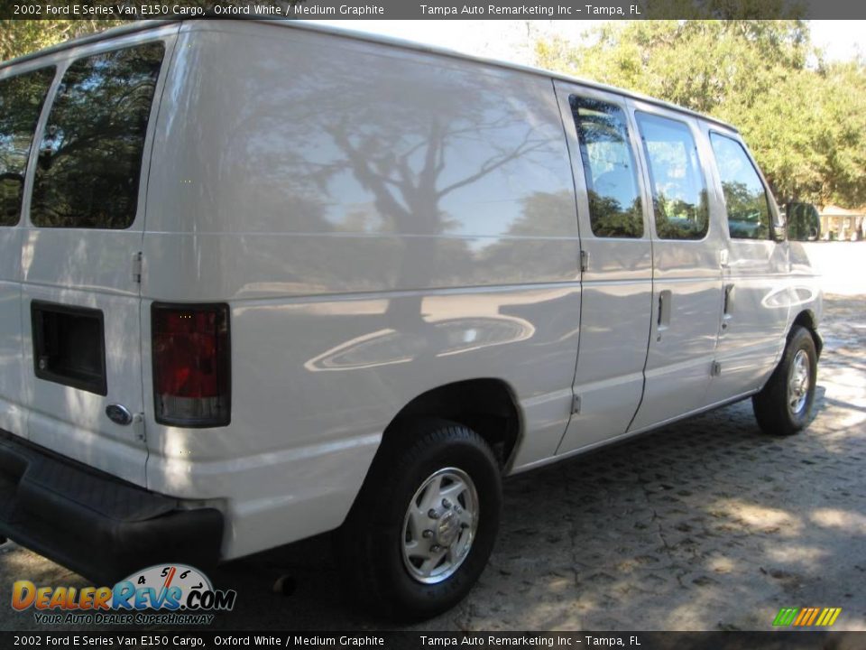 2002 Ford E Series Van E150 Cargo Oxford White / Medium Graphite Photo #11