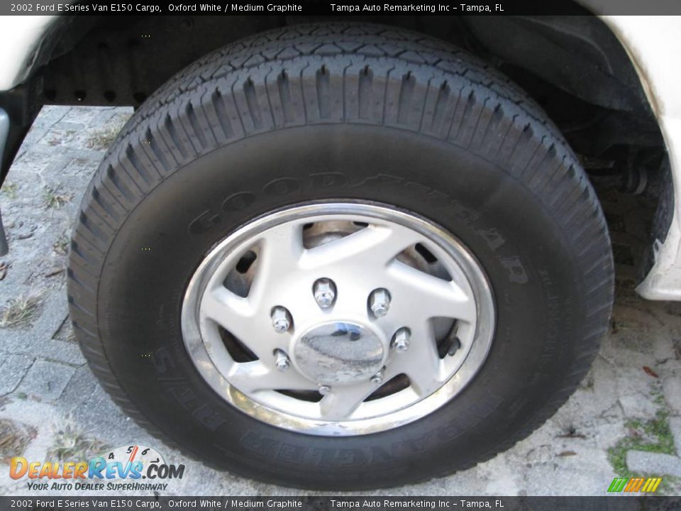 2002 Ford E Series Van E150 Cargo Oxford White / Medium Graphite Photo #16