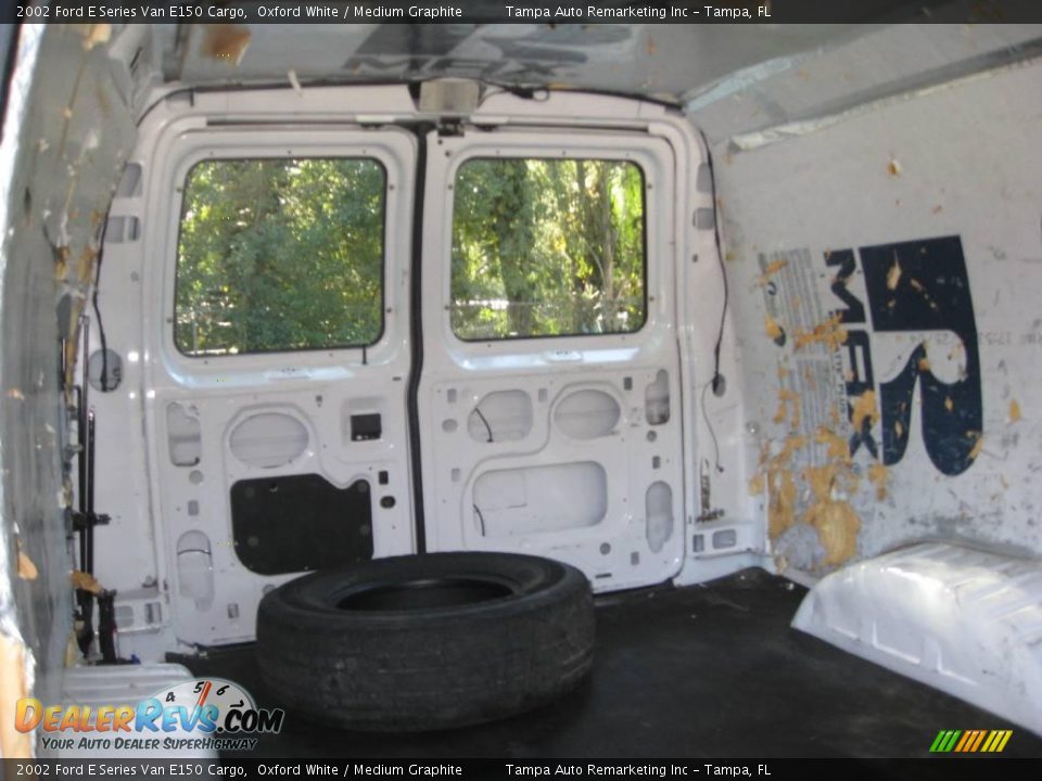 2002 Ford E Series Van E150 Cargo Oxford White / Medium Graphite Photo #20