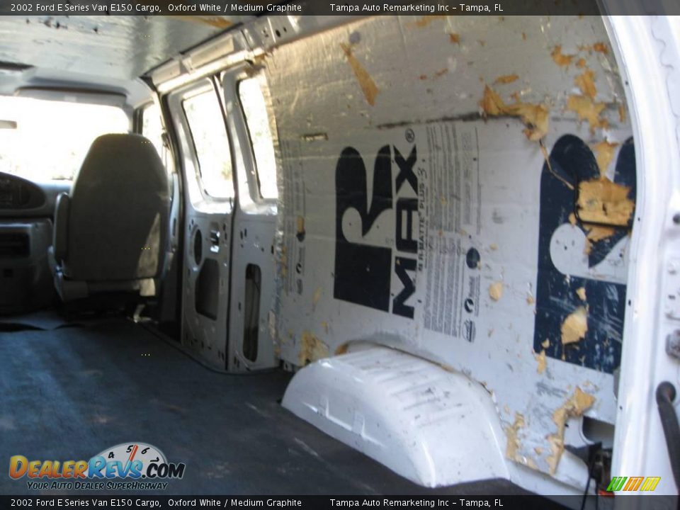 2002 Ford E Series Van E150 Cargo Oxford White / Medium Graphite Photo #22