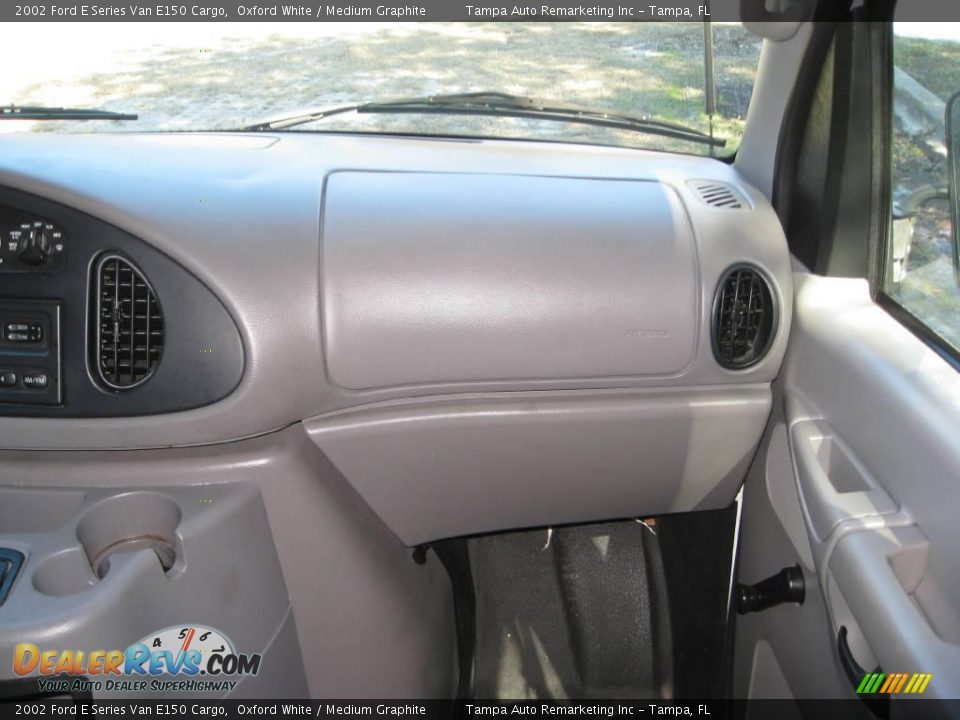 2002 Ford E Series Van E150 Cargo Oxford White / Medium Graphite Photo #26