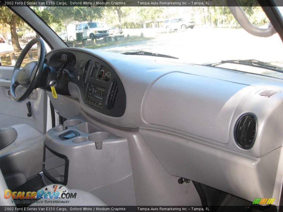 2002 Ford E Series Van E150 Cargo Oxford White / Medium Graphite Photo #29