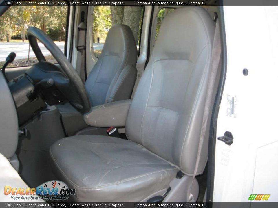 2002 Ford E Series Van E150 Cargo Oxford White / Medium Graphite Photo #32