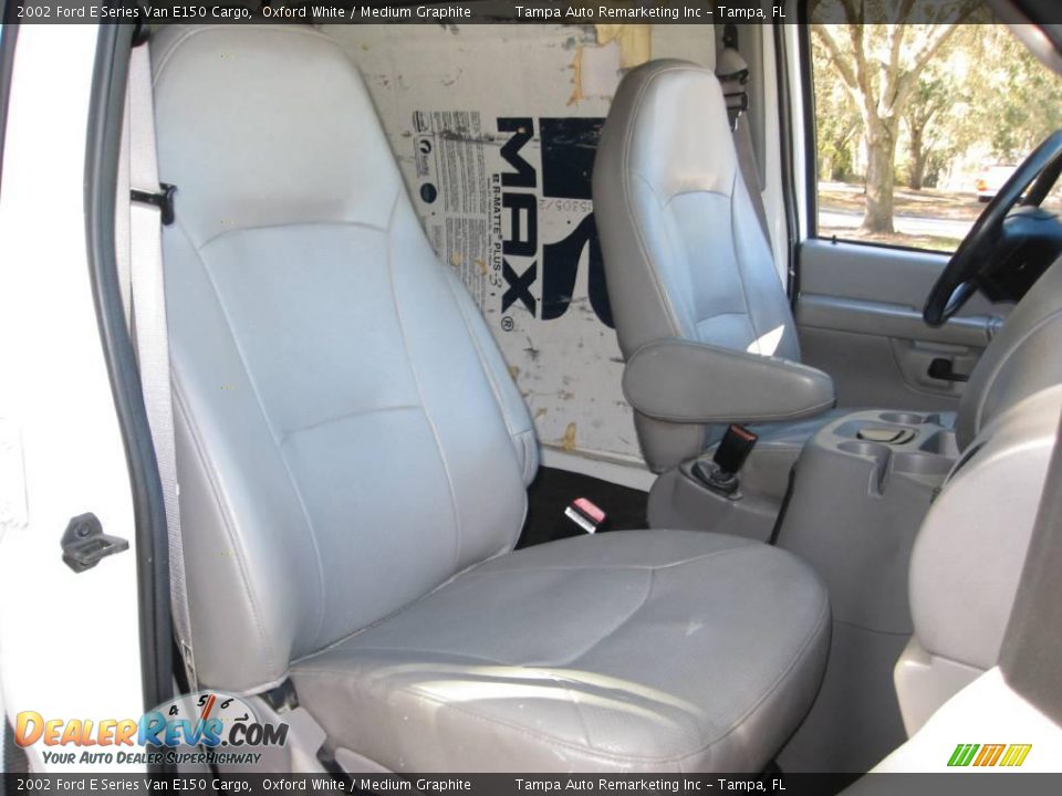2002 Ford E Series Van E150 Cargo Oxford White / Medium Graphite Photo #33