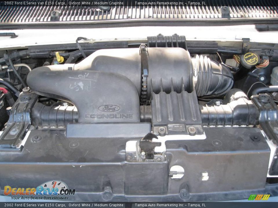 2002 Ford E Series Van E150 Cargo Oxford White / Medium Graphite Photo #34