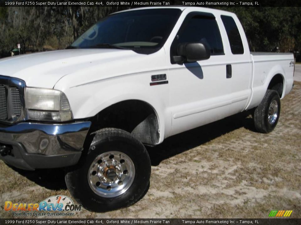 1999 Ford F250 Super Duty Lariat Extended Cab 4x4 Oxford White / Medium Prairie Tan Photo #4