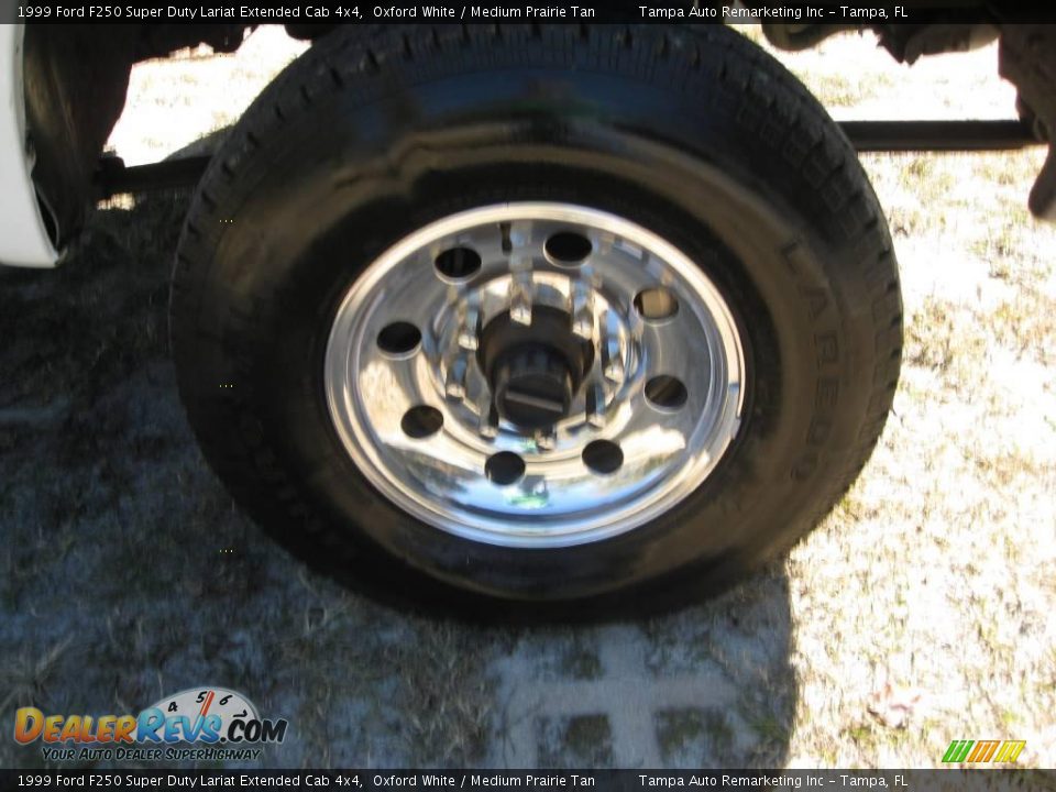 1999 Ford F250 Super Duty Lariat Extended Cab 4x4 Oxford White / Medium Prairie Tan Photo #17