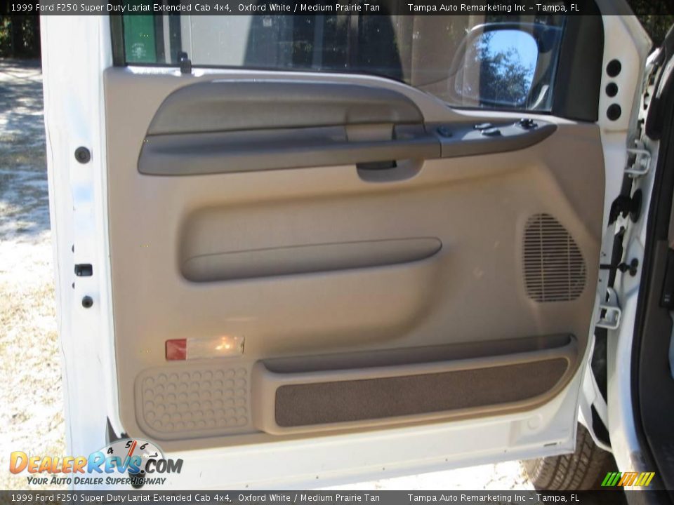 1999 Ford F250 Super Duty Lariat Extended Cab 4x4 Oxford White / Medium Prairie Tan Photo #19