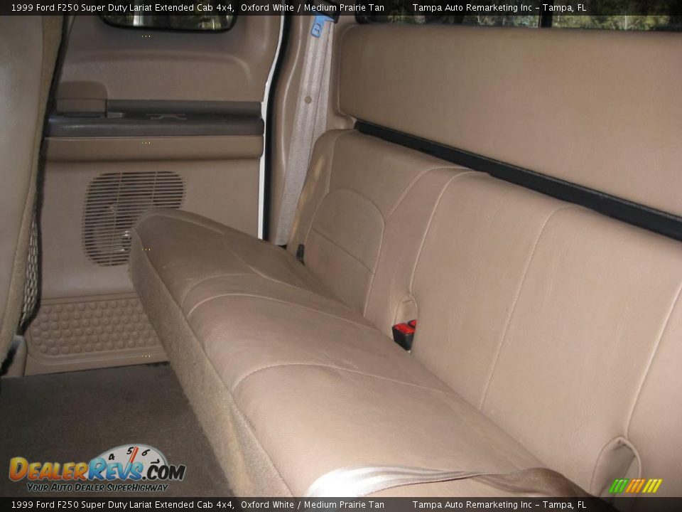 1999 Ford F250 Super Duty Lariat Extended Cab 4x4 Oxford White / Medium Prairie Tan Photo #26
