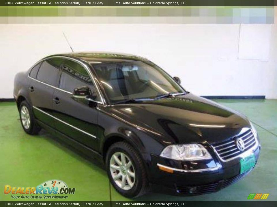 2004 Volkswagen Passat GLS 4Motion Sedan Black / Grey Photo #5