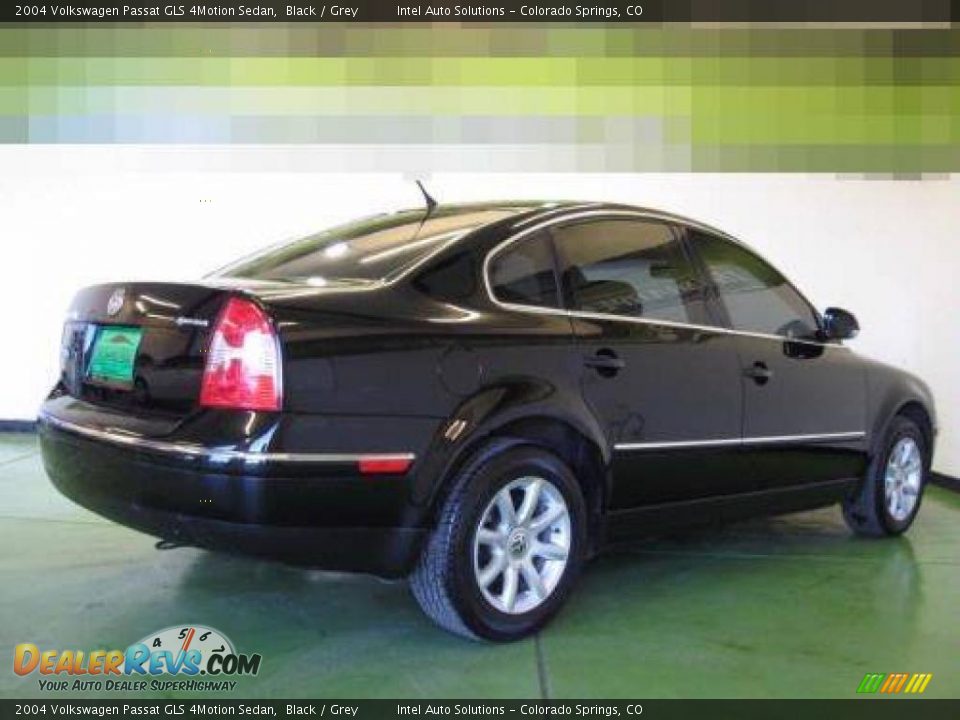 2004 Volkswagen Passat GLS 4Motion Sedan Black / Grey Photo #8