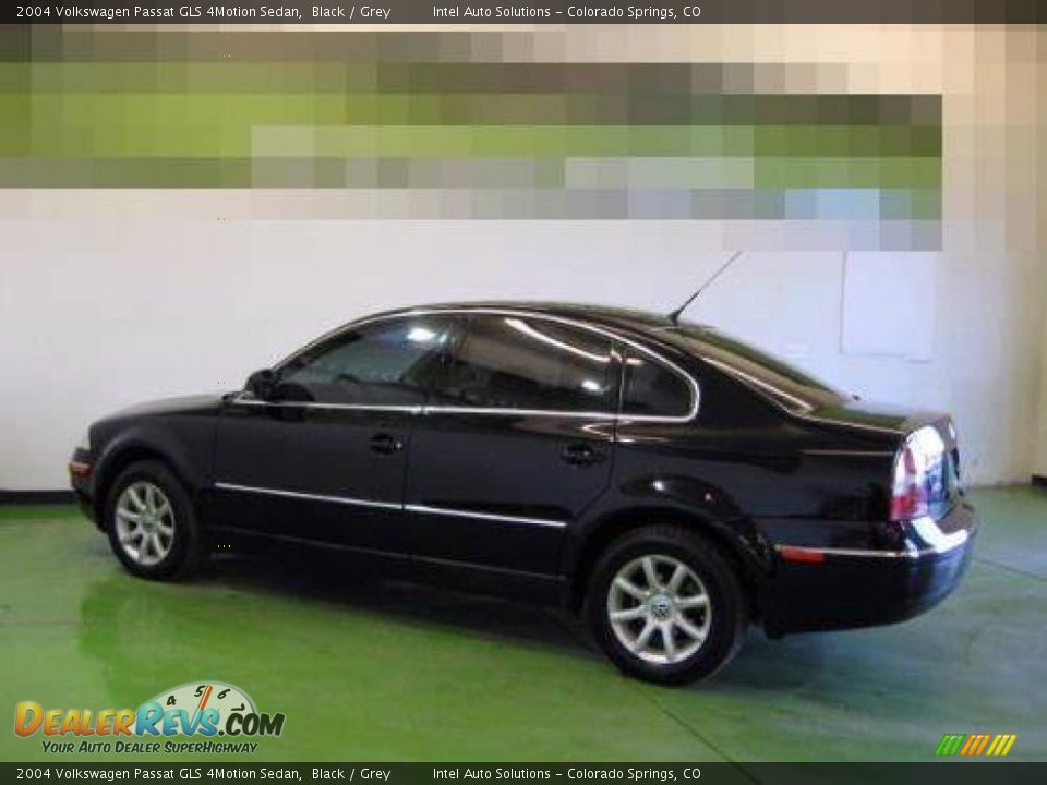 2004 Volkswagen Passat GLS 4Motion Sedan Black / Grey Photo #12