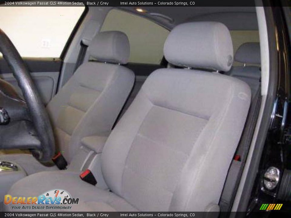 2004 Volkswagen Passat GLS 4Motion Sedan Black / Grey Photo #15