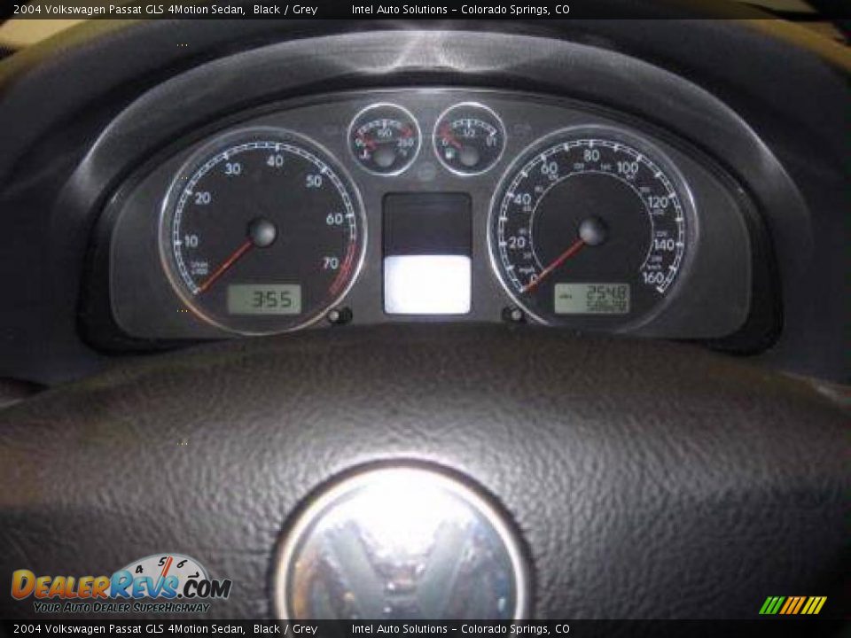 2004 Volkswagen Passat GLS 4Motion Sedan Black / Grey Photo #16