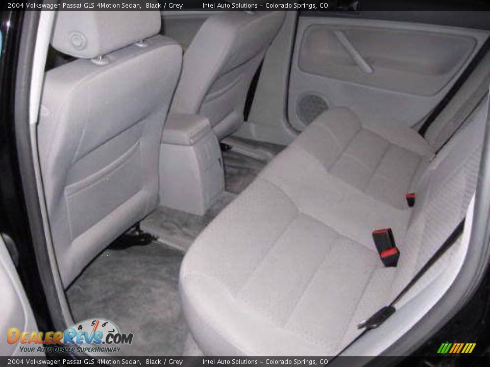 2004 Volkswagen Passat GLS 4Motion Sedan Black / Grey Photo #23