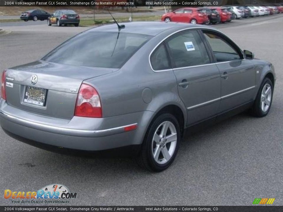 2004 Volkswagen Passat GLX Sedan Stonehenge Grey Metallic / Anthracite Photo #7