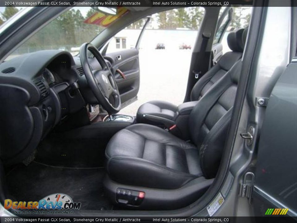 2004 Volkswagen Passat GLX Sedan Stonehenge Grey Metallic / Anthracite Photo #10