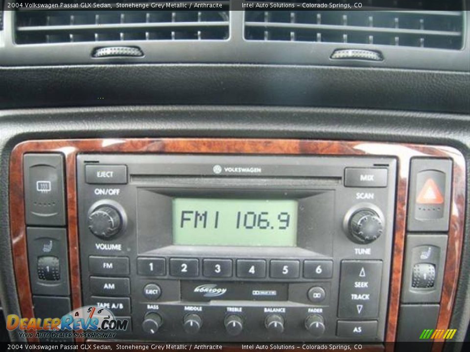2004 Volkswagen Passat GLX Sedan Stonehenge Grey Metallic / Anthracite Photo #18