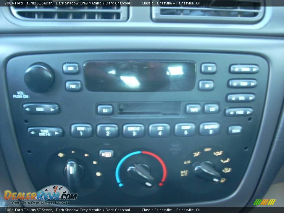 2004 Ford Taurus SE Sedan Dark Shadow Grey Metallic / Dark Charcoal Photo #10