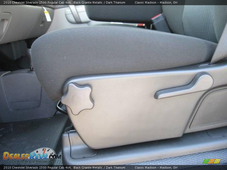 2010 Chevrolet Silverado 1500 Regular Cab 4x4 Black Granite Metallic / Dark Titanium Photo #7