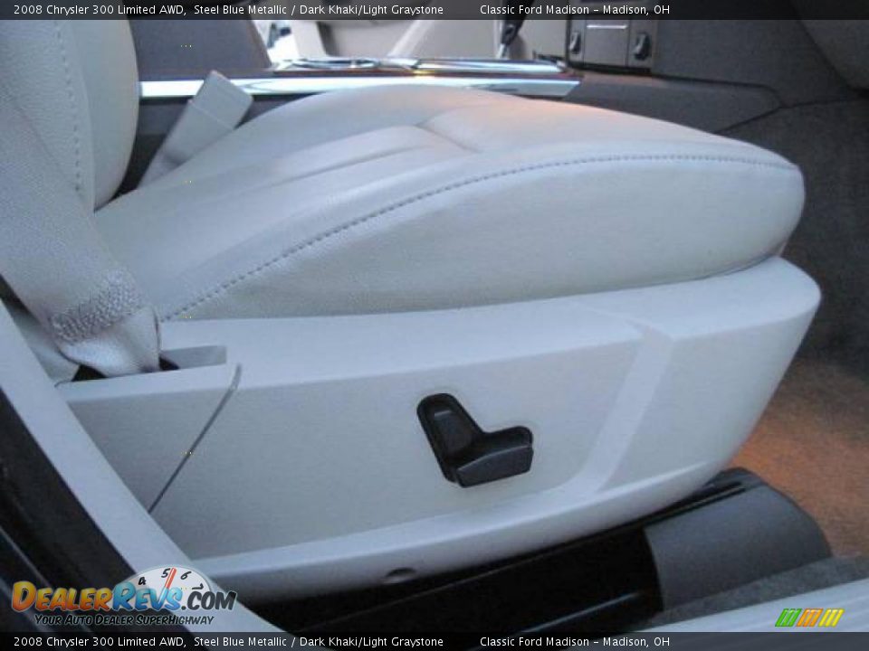 2008 Chrysler 300 Limited AWD Steel Blue Metallic / Dark Khaki/Light Graystone Photo #18