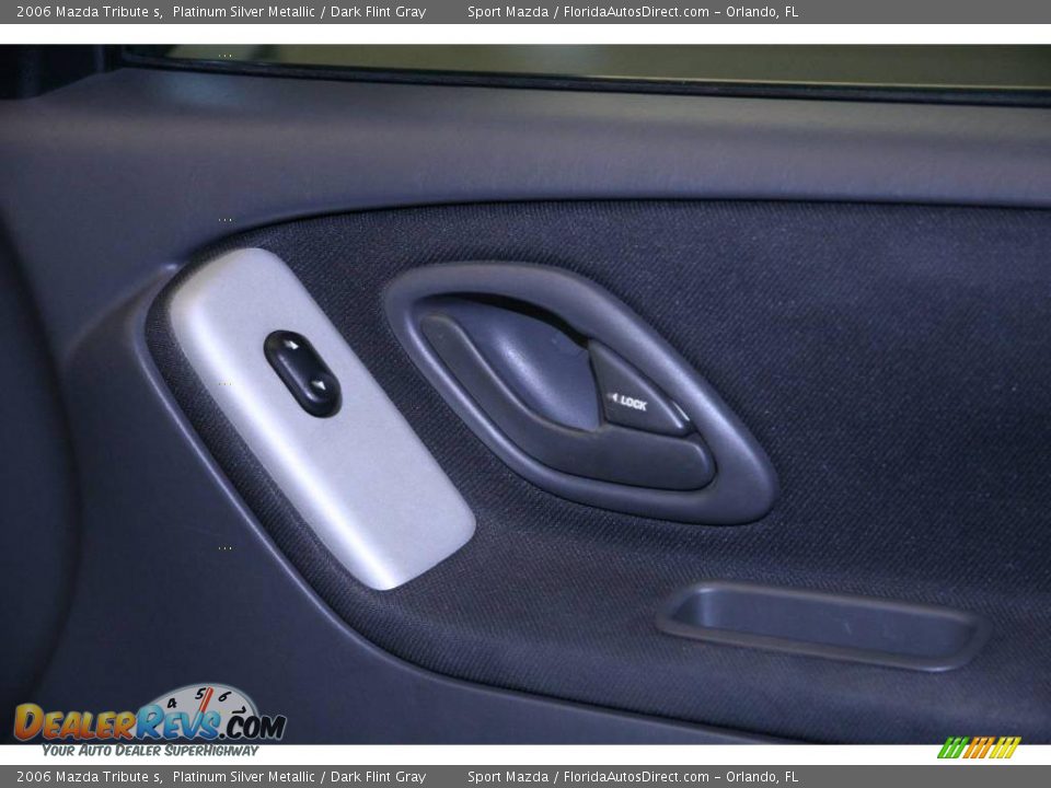 2006 Mazda Tribute s Platinum Silver Metallic / Dark Flint Gray Photo #21