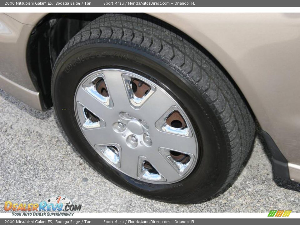 2000 Mitsubishi Galant ES Bodega Beige / Tan Photo #23