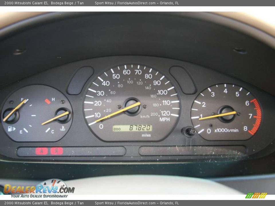 2000 Mitsubishi Galant ES Bodega Beige / Tan Photo #31