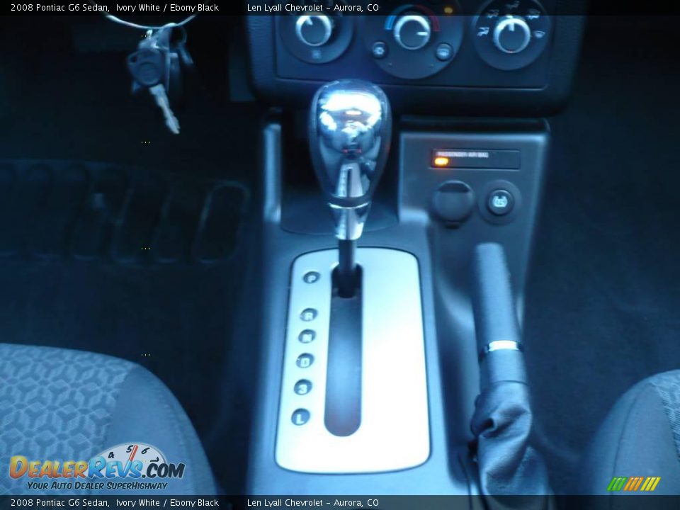 2008 Pontiac G6 Sedan Ivory White / Ebony Black Photo #16