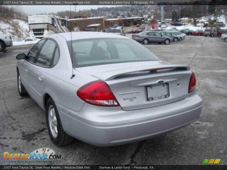 2007 Ford Taurus SE Silver Frost Metallic / Medium/Dark Flint Photo #5