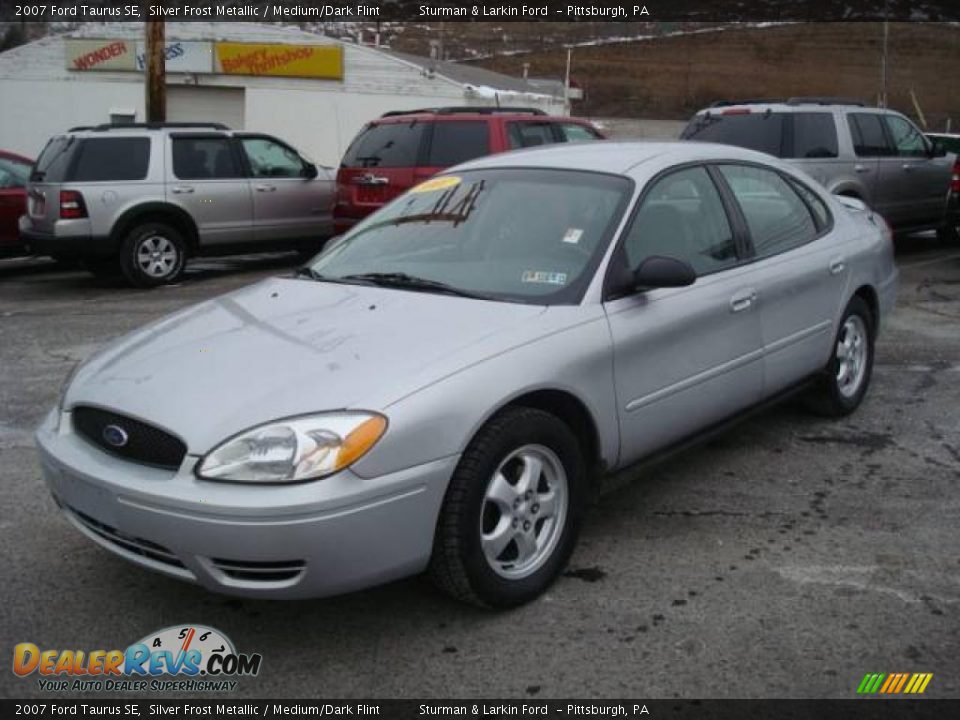 2007 Ford Taurus SE Silver Frost Metallic / Medium/Dark Flint Photo #7