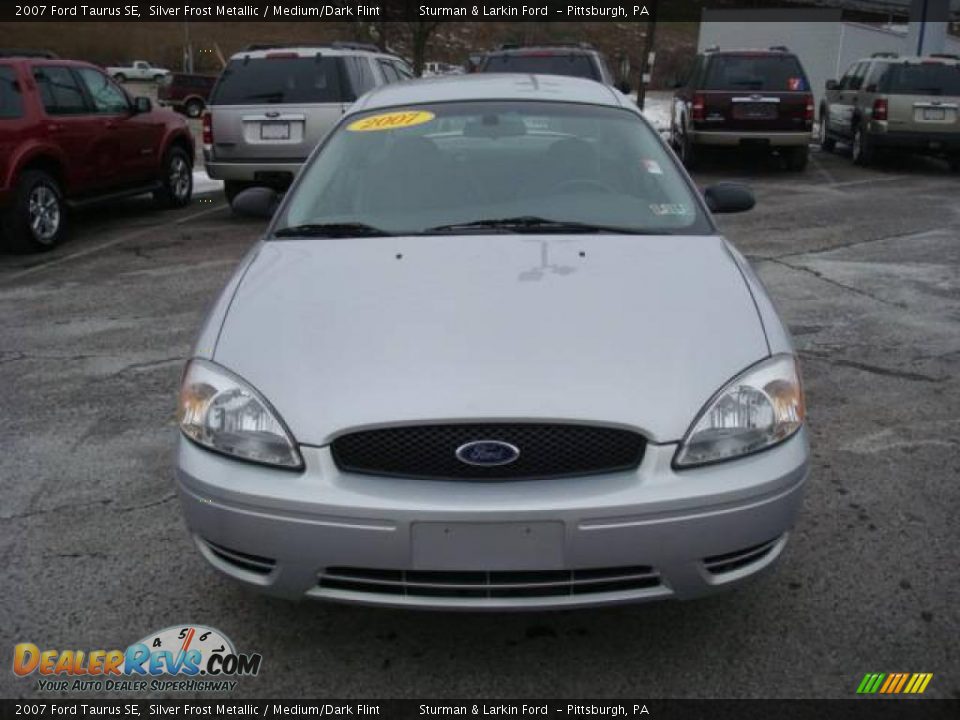 2007 Ford Taurus SE Silver Frost Metallic / Medium/Dark Flint Photo #8
