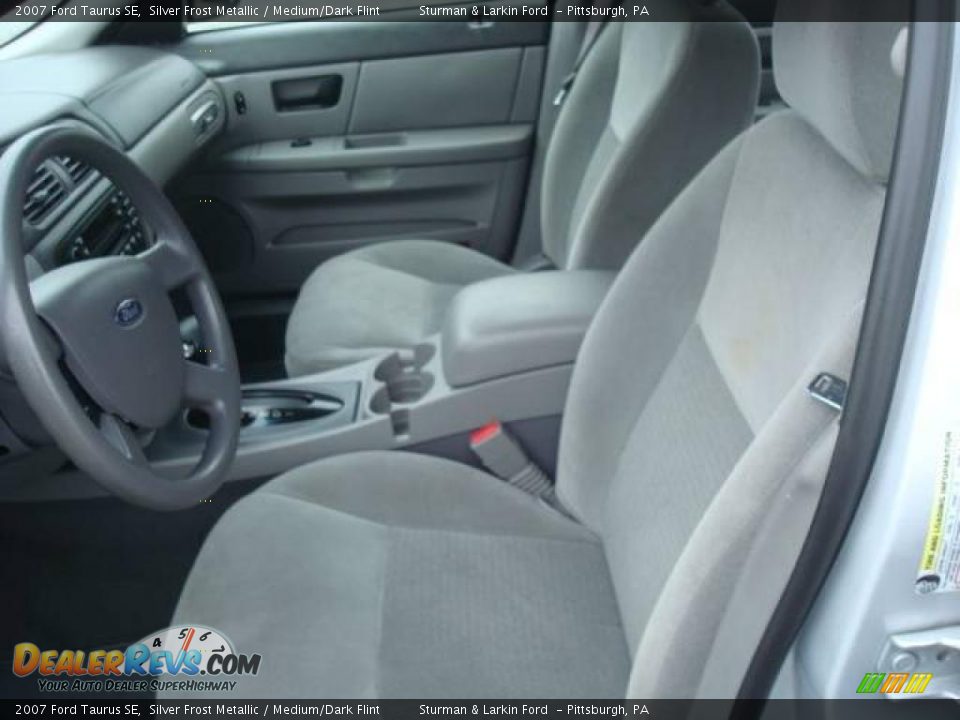 2007 Ford Taurus SE Silver Frost Metallic / Medium/Dark Flint Photo #10
