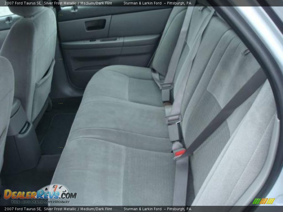 2007 Ford Taurus SE Silver Frost Metallic / Medium/Dark Flint Photo #11