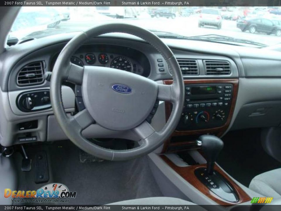 2007 Ford Taurus SEL Tungsten Metallic / Medium/Dark Flint Photo #12