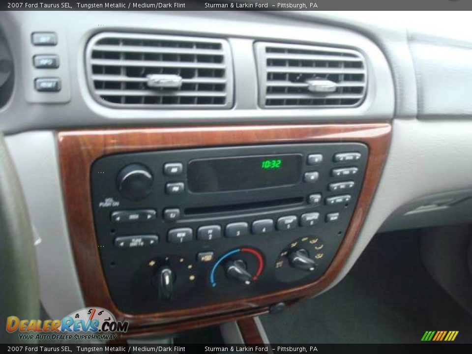 2007 Ford Taurus SEL Tungsten Metallic / Medium/Dark Flint Photo #18