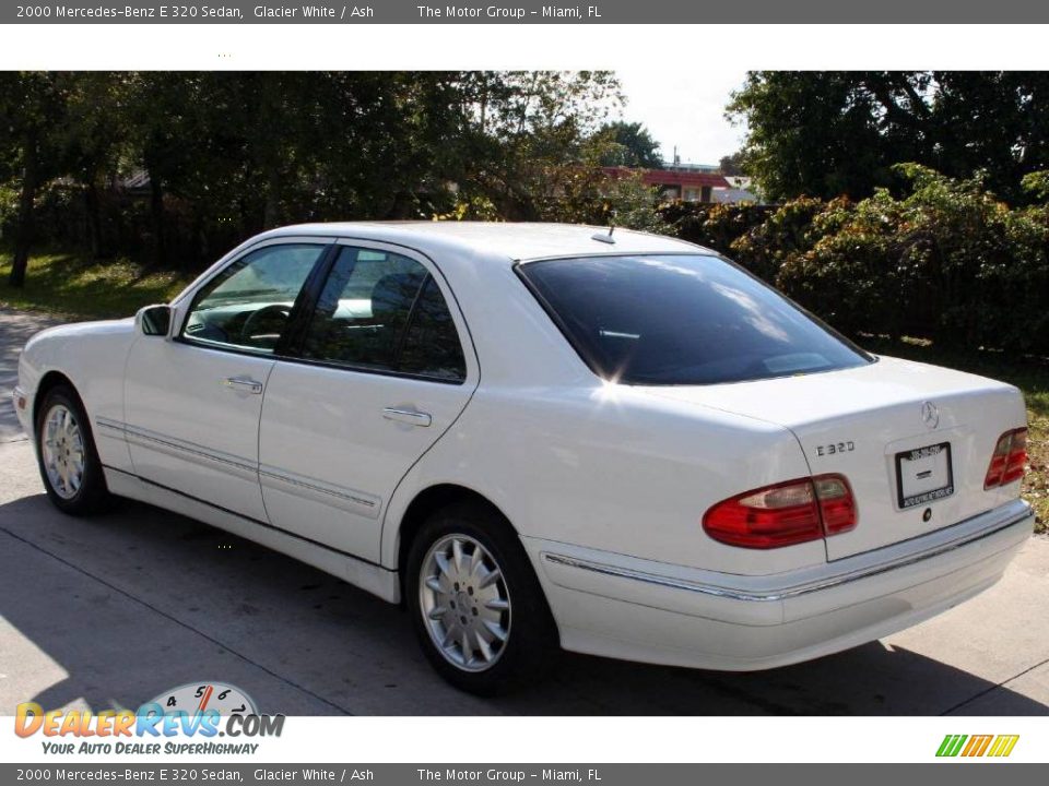 2000 Mercedes-Benz E 320 Sedan Glacier White / Ash Photo #4