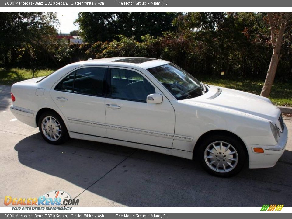 2000 Mercedes-Benz E 320 Sedan Glacier White / Ash Photo #7