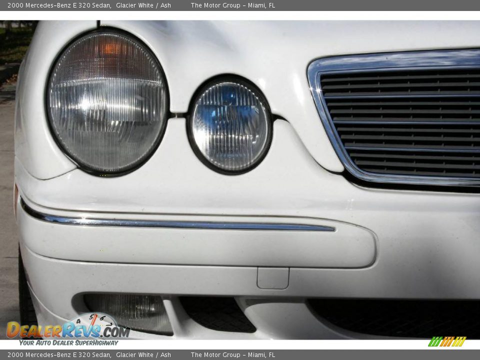 2000 Mercedes-Benz E 320 Sedan Glacier White / Ash Photo #15
