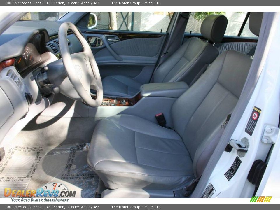 2000 Mercedes-Benz E 320 Sedan Glacier White / Ash Photo #27