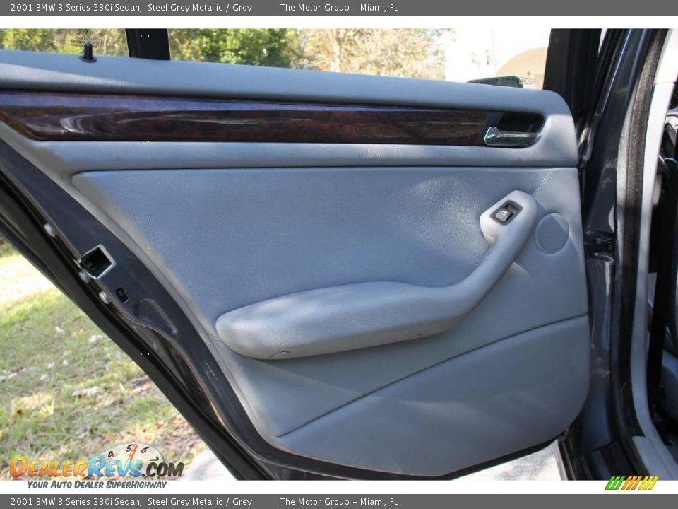 2001 BMW 3 Series 330i Sedan Steel Grey Metallic / Grey Photo #35