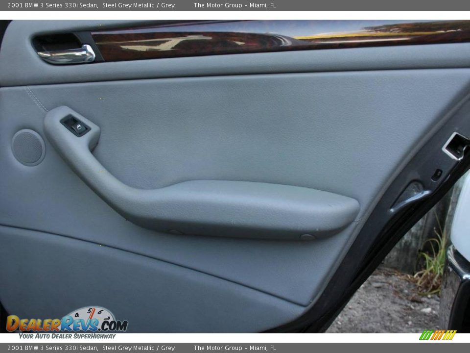 2001 BMW 3 Series 330i Sedan Steel Grey Metallic / Grey Photo #36