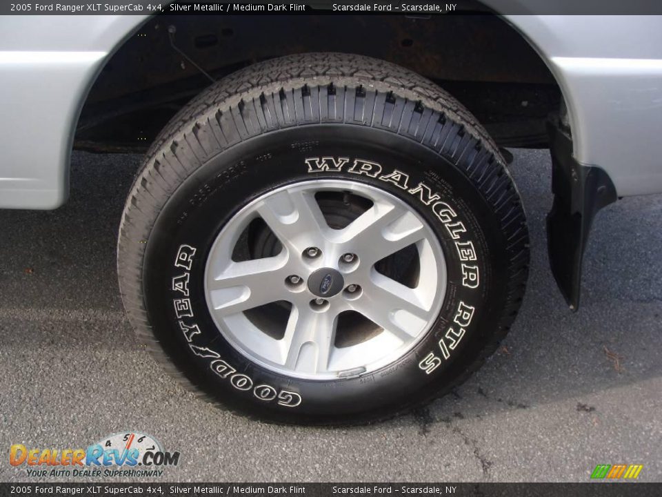 2005 Ford Ranger XLT SuperCab 4x4 Silver Metallic / Medium Dark Flint Photo #9