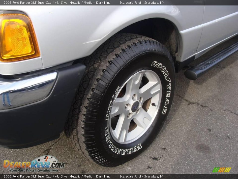 2005 Ford Ranger XLT SuperCab 4x4 Silver Metallic / Medium Dark Flint Photo #10
