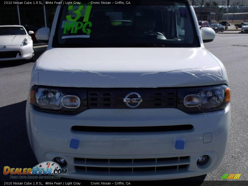 2010 Nissan Cube 1.8 SL White Pearl / Light Gray Photo #8