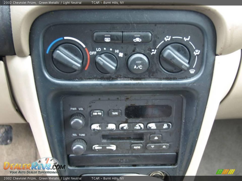 2002 Chevrolet Prizm Green Metallic / Light Neutral Photo #8