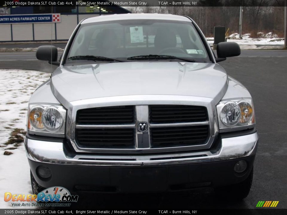2005 Dodge Dakota SLT Club Cab 4x4 Bright Silver Metallic / Medium Slate Gray Photo #3