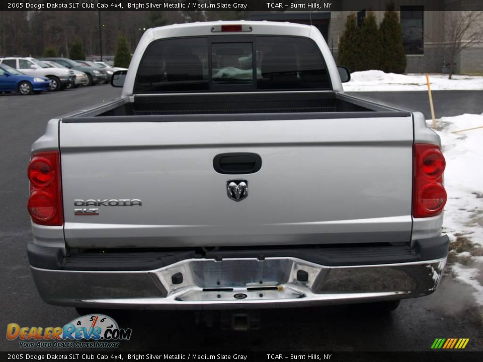 2005 Dodge Dakota SLT Club Cab 4x4 Bright Silver Metallic / Medium Slate Gray Photo #5