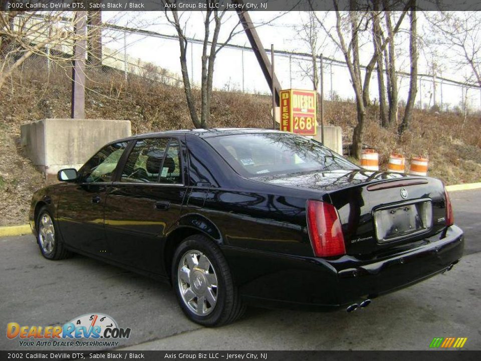 2002 Cadillac DeVille DTS Sable Black / Black Photo #8