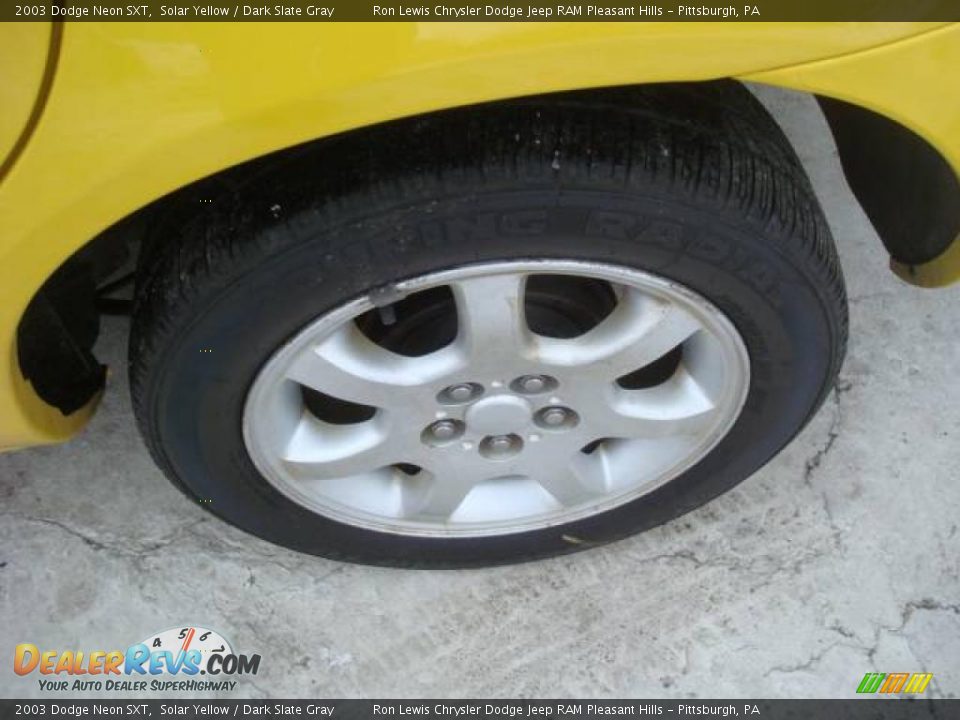 2003 Dodge Neon SXT Solar Yellow / Dark Slate Gray Photo #10